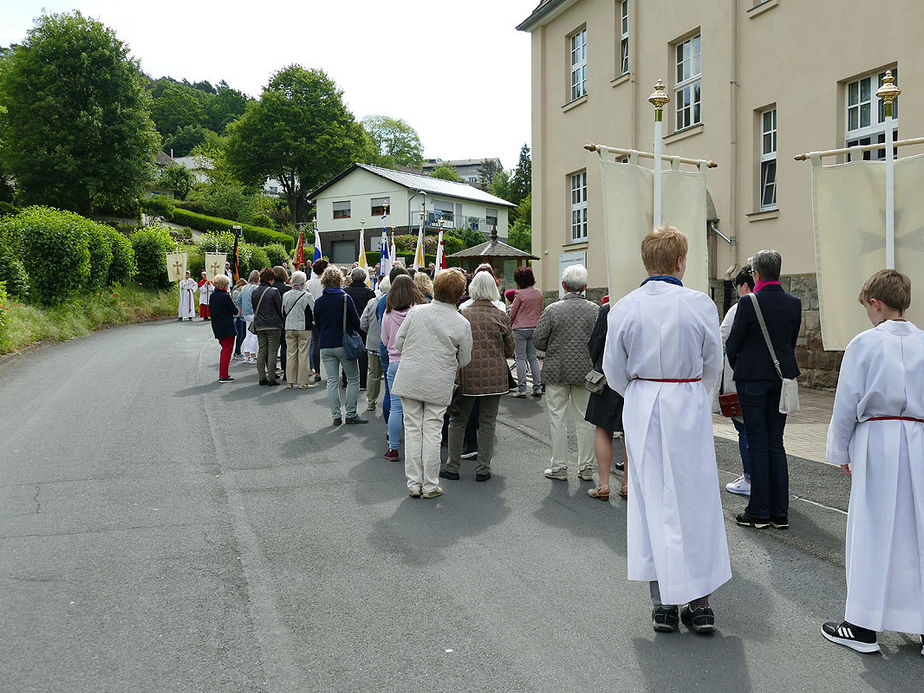 Bittprozession an Christi Himmelfahrt (Foto: Karl-Franz Thiede)